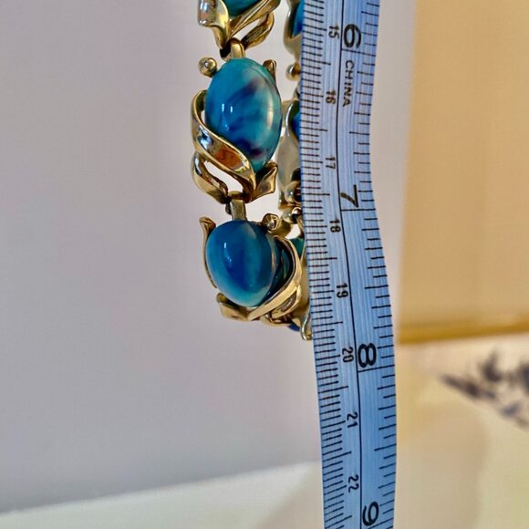 Vintage 60s Oceanic Aqua Acrylic Cabochon in Gold Necklace - Picture 5 of 10